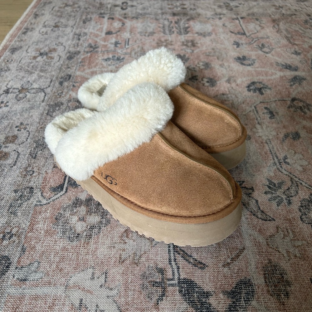 UGG Disquette Slippers